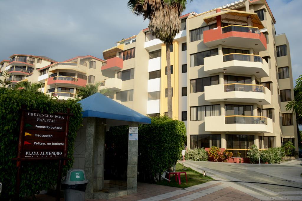 Playa Almendro Resort Tonsupa Esterno foto