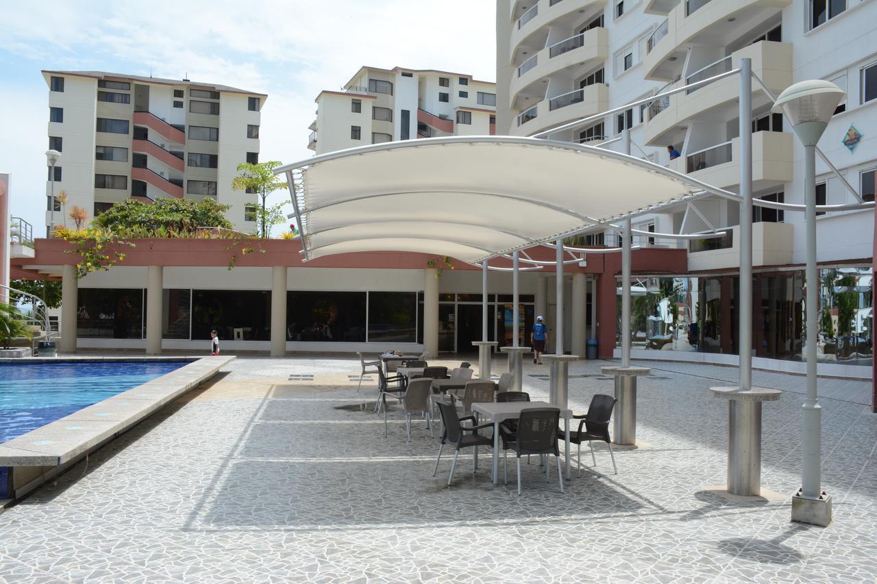 Playa Almendro Resort Tonsupa Esterno foto